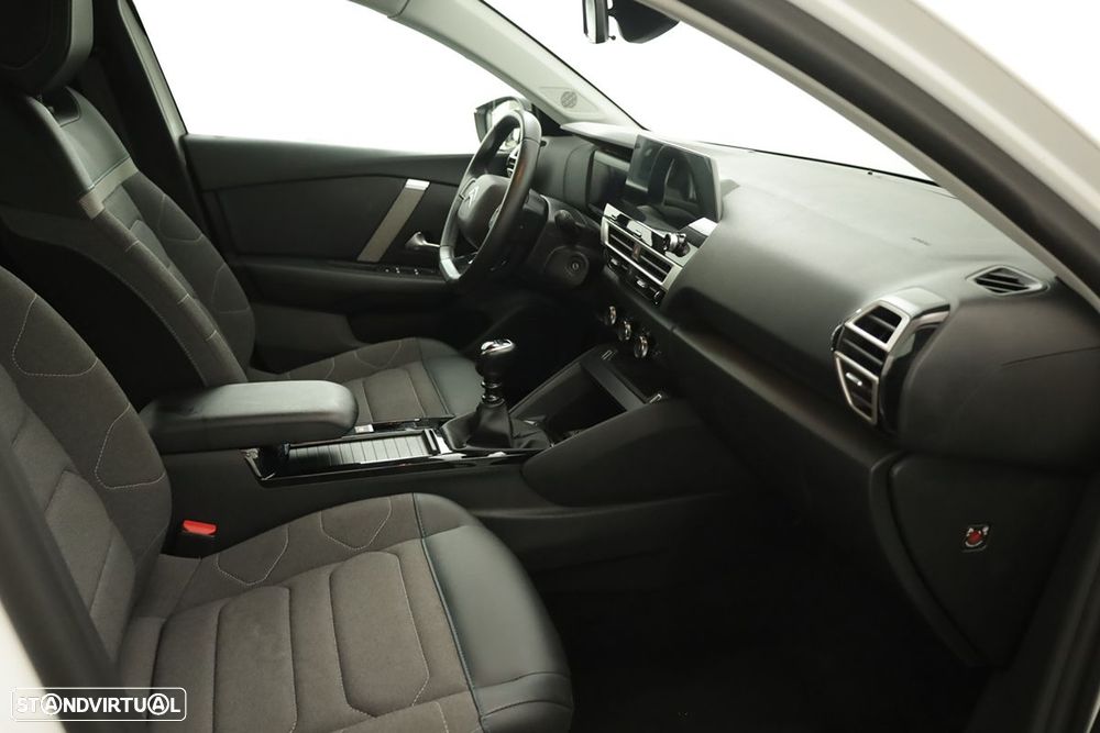 Citroën C4 1.2 PureTech Plus - 20