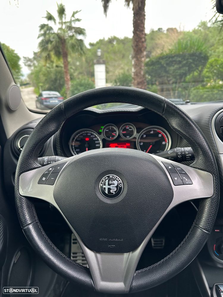 Alfa Romeo MiTo 1.3 JTDM ECO SBK - 11