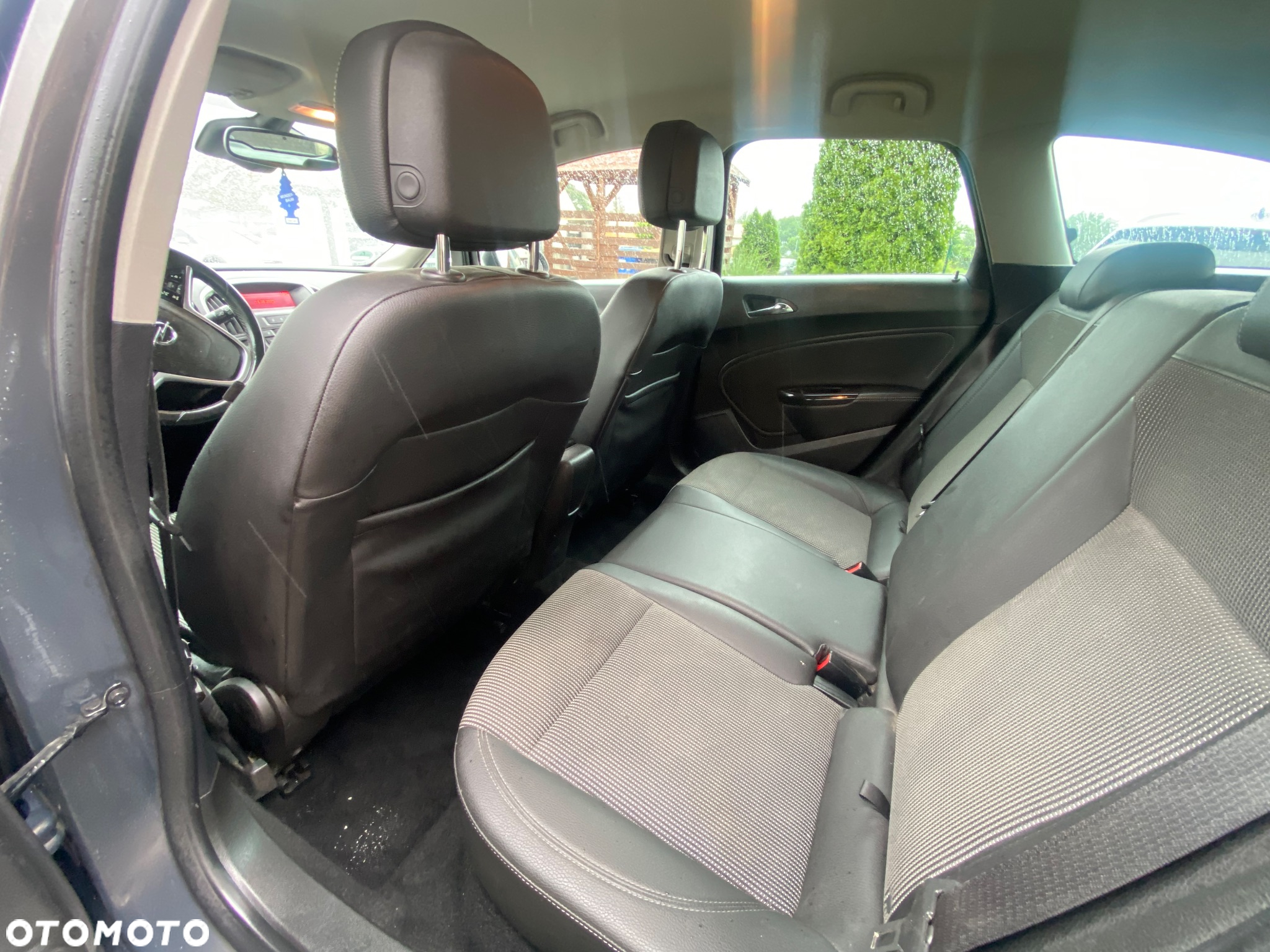 Opel Astra 1.6 Color Edition - 9
