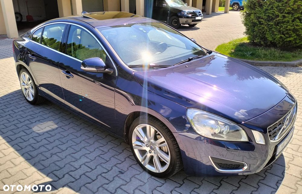 Volvo S60 T6 AWD Geartronic Kinetic - 4