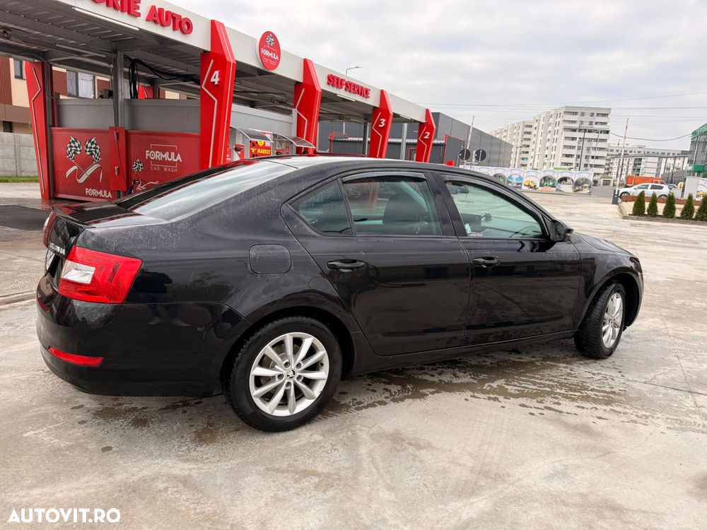 Skoda Octavia - 7