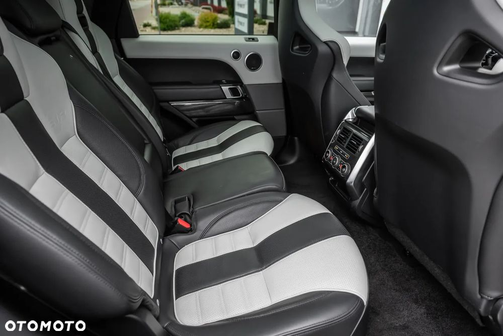 Land Rover Range Rover Sport - 31