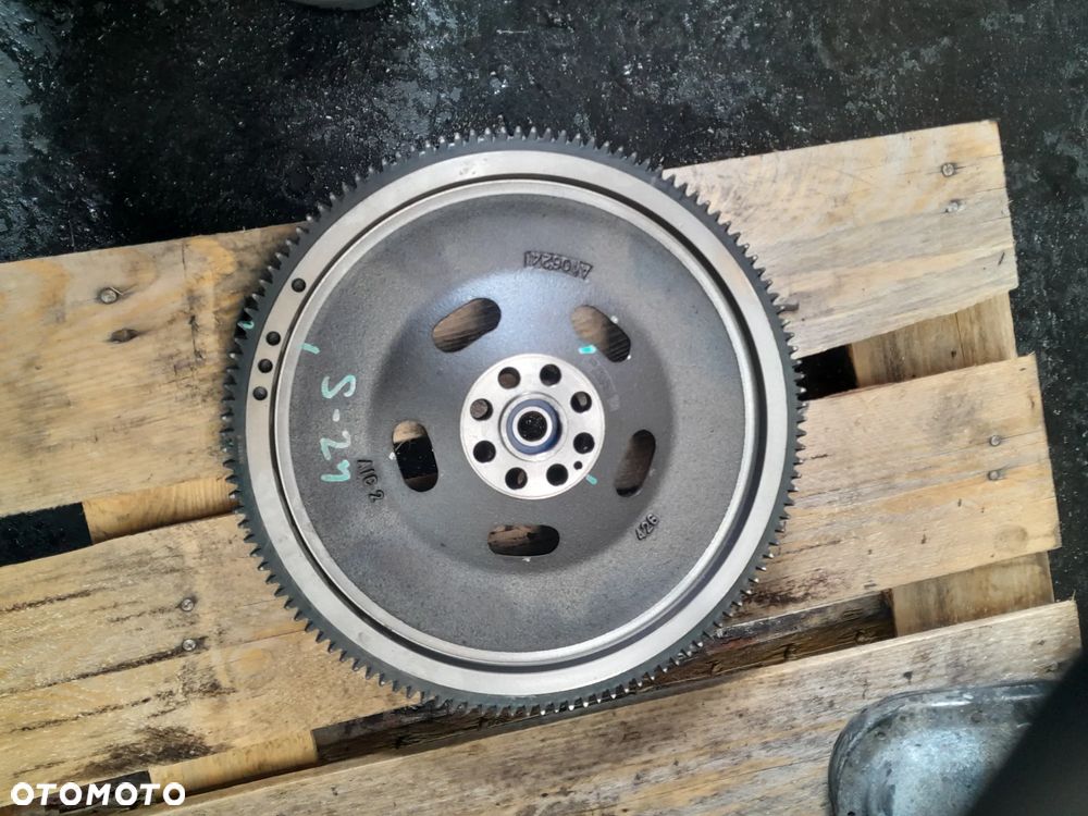 Isuzu Midi M21 KOŁO ZAMACHOWE manual !! 1.9 ddi - 2