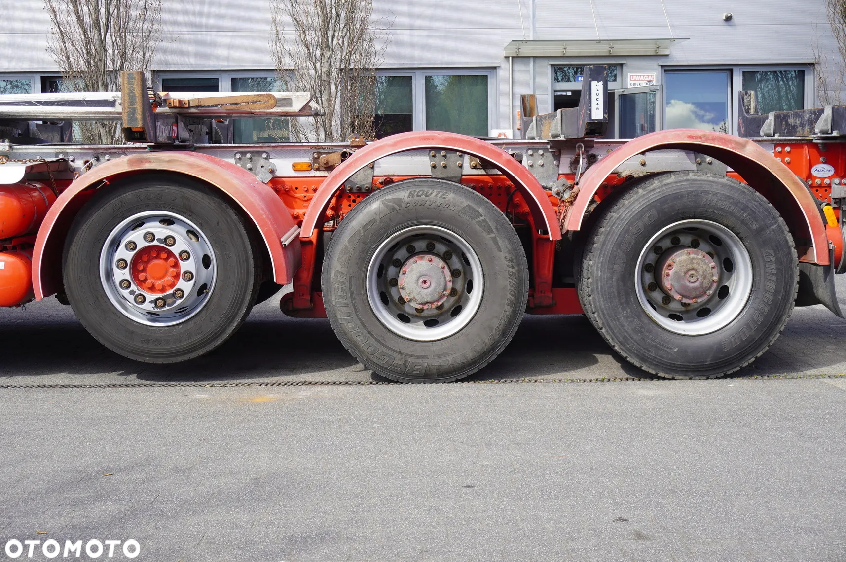 Mercedes-Benz Arocs 3563 8×4 / 630 KM / oś skrętna / Zabudowa z kłonicami - 14