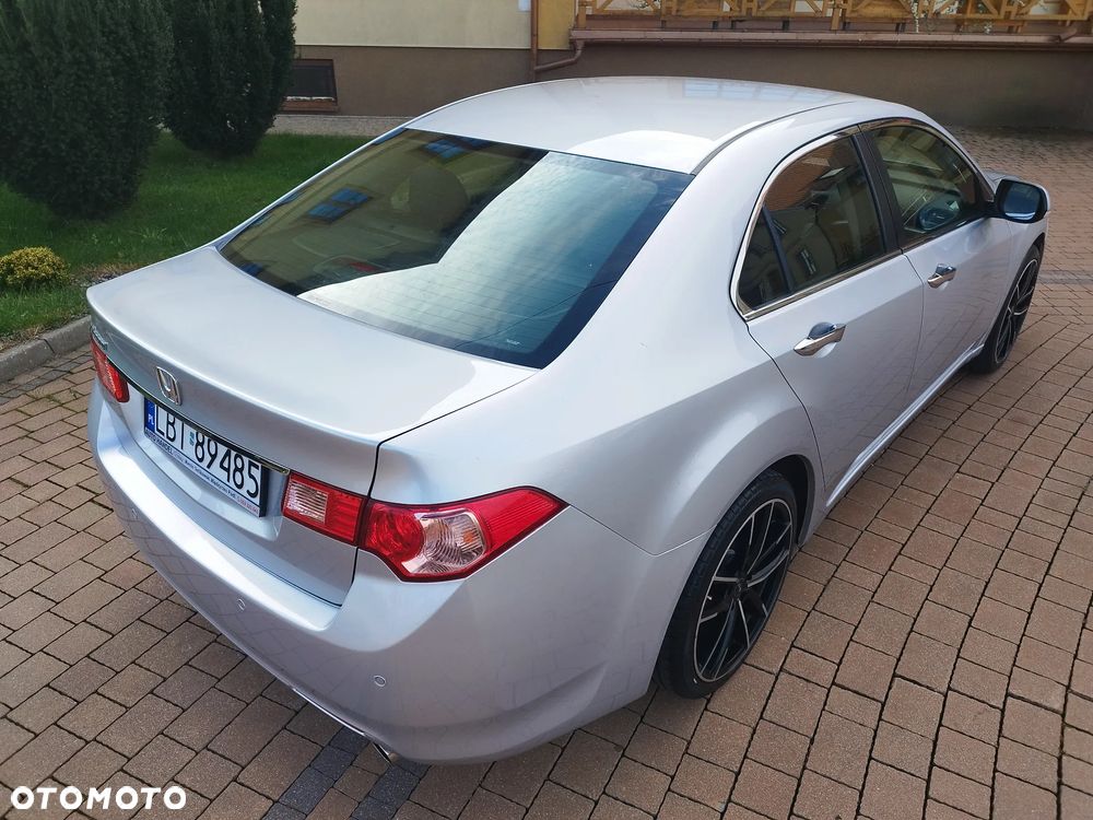Honda Accord 2.0 Lifestyle - 16
