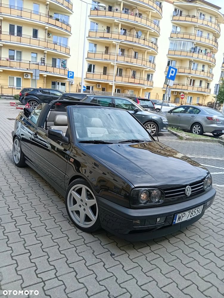 Volkswagen Golf Cabrio 1.8 - 22