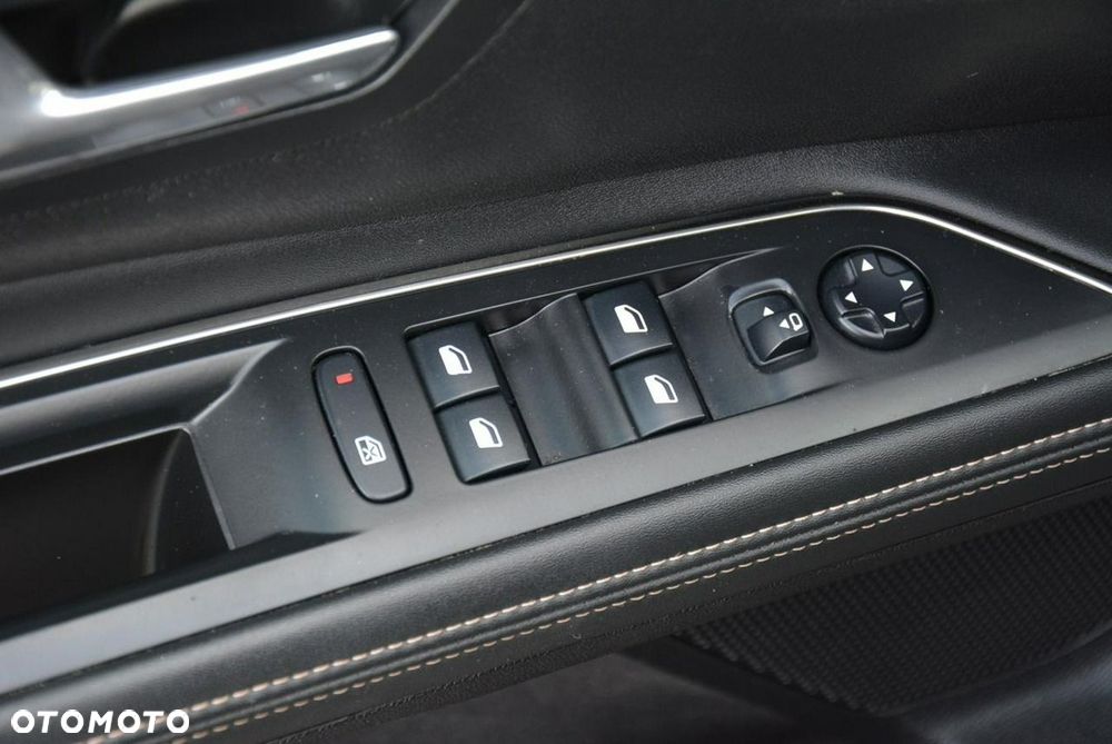Peugeot 5008 BlueHDi 180 EAT8 GT - 30