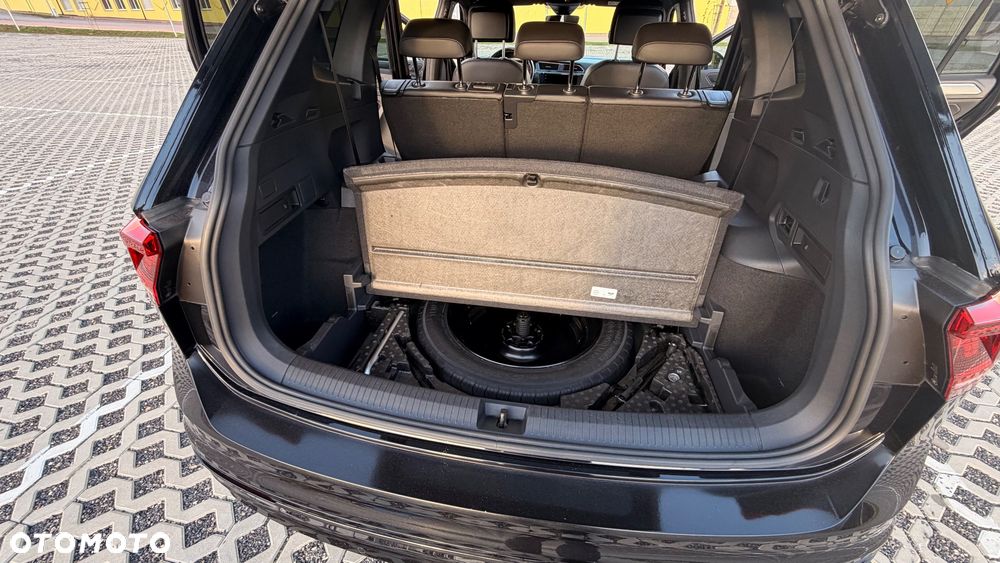 Volkswagen Tiguan 2.0 TDI SCR 4Mot R-Line DSG - 13