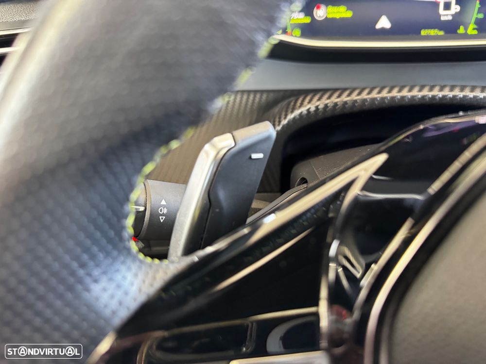 Peugeot 208 1.2 PureTech GT EAT8 - 32