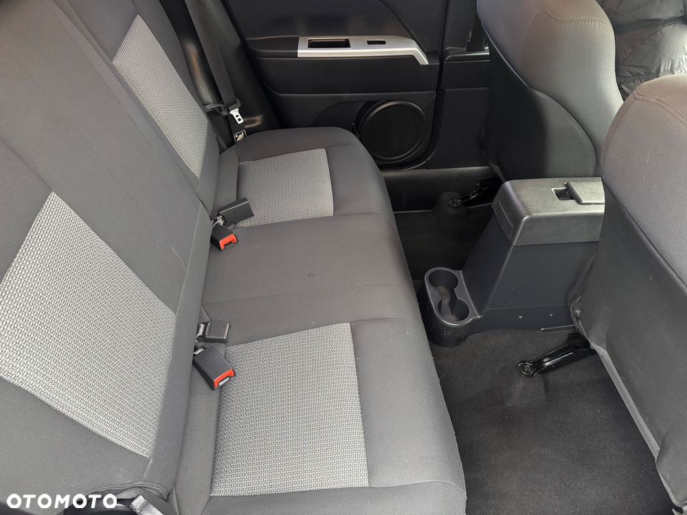 Jeep Compass 2.4I 4x4 Sport - 15