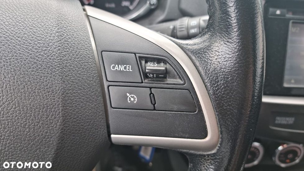 Mitsubishi ASX 1.6 Invite Navi - 19