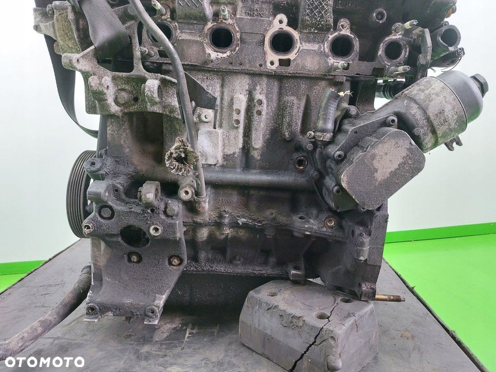 Silnik diesel Citroen C4 I 2004-2008 1,6 HDI 9HX - 8