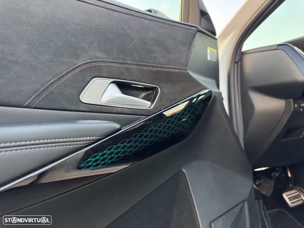 DS DS7 Crossback E-Tense Performance Line+ EAT8 - 35