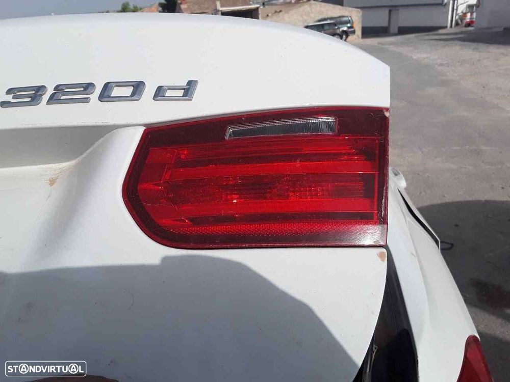 FAROLIM TRASEIRO DIREITO INTERIOR BMW SERIE 3 BERLINA F30 - 1