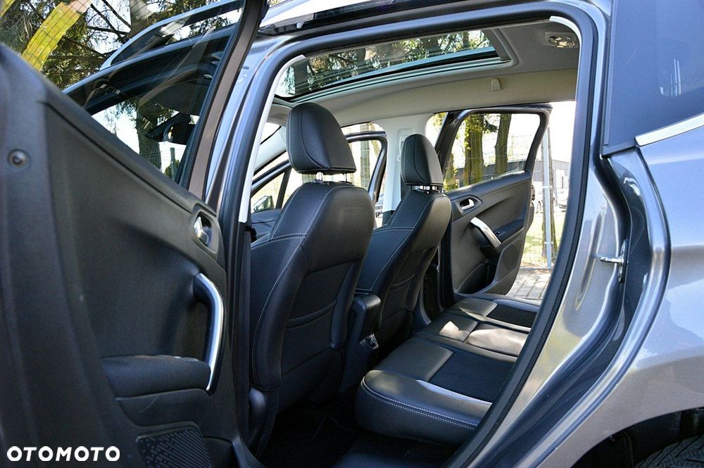 Peugeot 2008 - 15