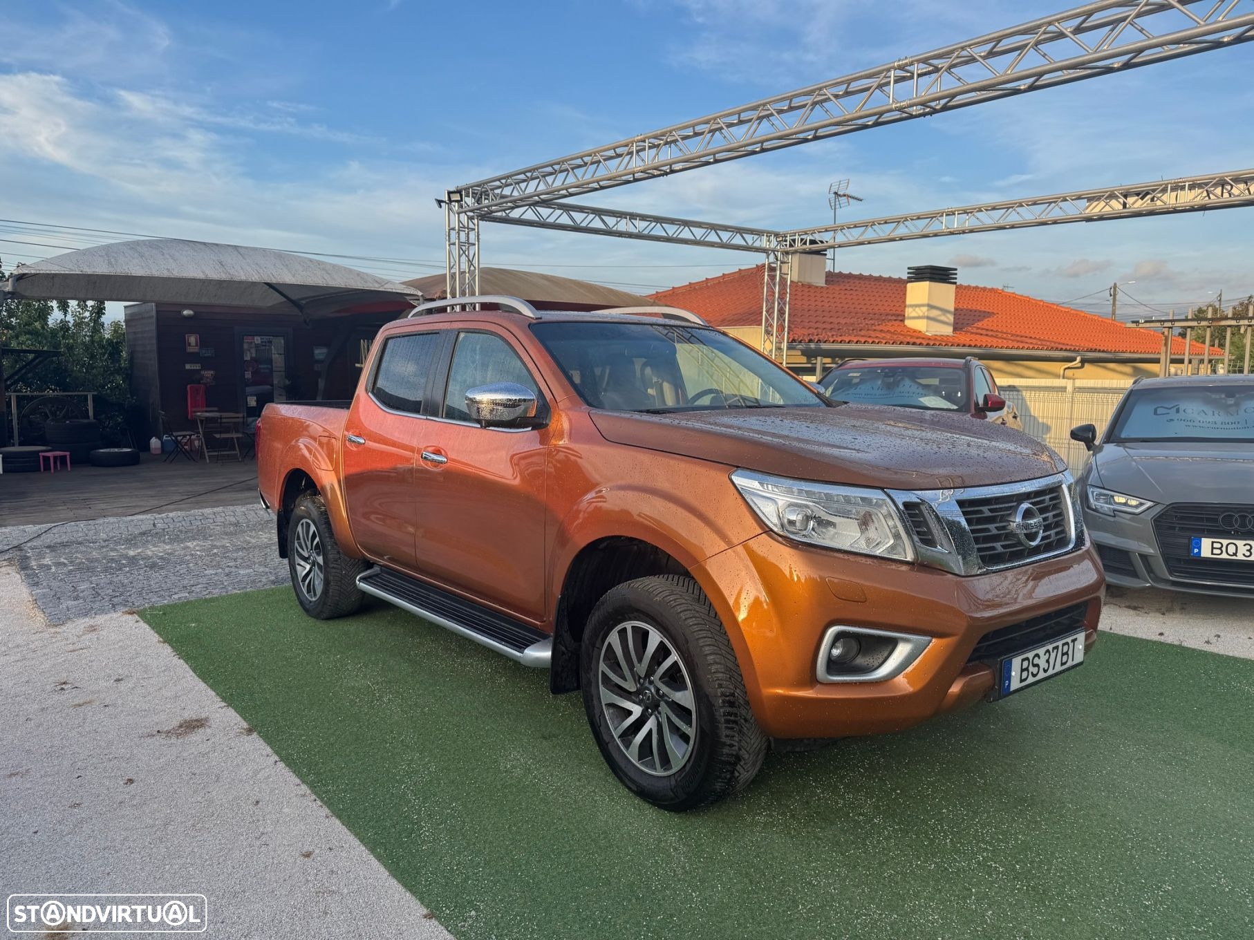 Nissan Navara 2.3 dCi CD 4WD Tekna - 9