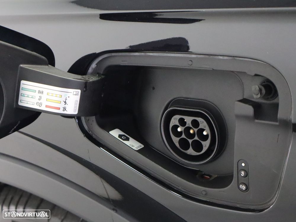 VW Tiguan 1.4 TSI eHybrid R-Line DSG - 25