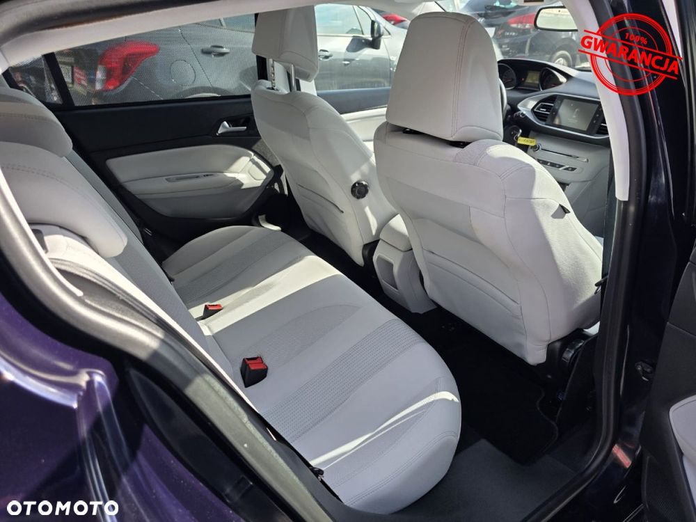 Peugeot 308 - 23