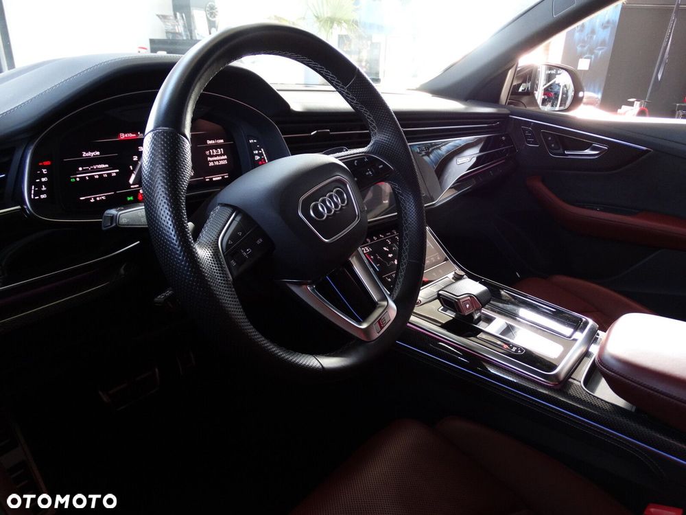 Audi SQ8 - 20