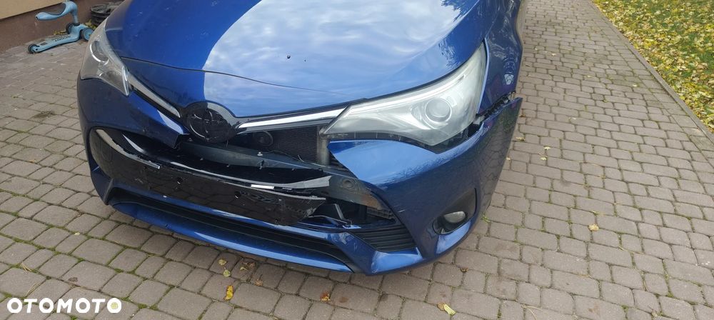 Toyota Avensis 2.0 D-4D Prestige - 21