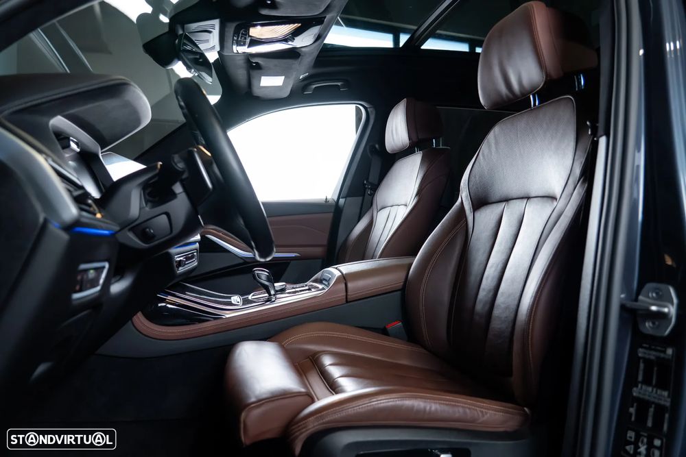 BMW X7 40 d xDrive Pack M - 37