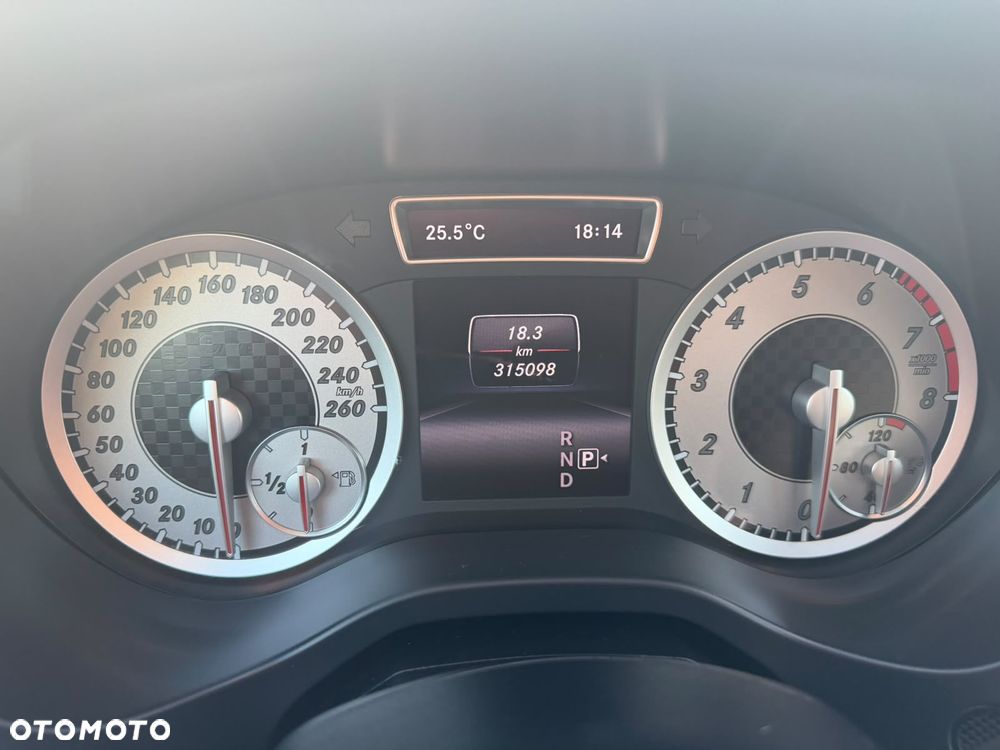 Mercedes-Benz Klasa A 180 (BlueEFFICIENCY) 7G-DCT AMG Sport - 21