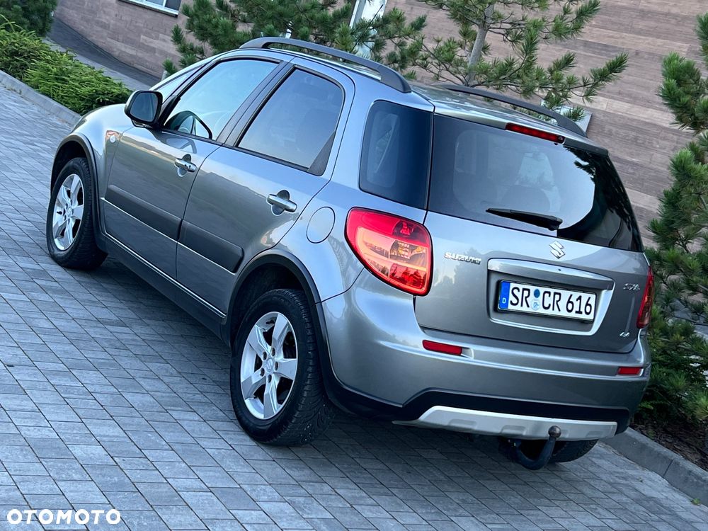 Suzuki SX4 1.6 VVT 4x4 Style - 3