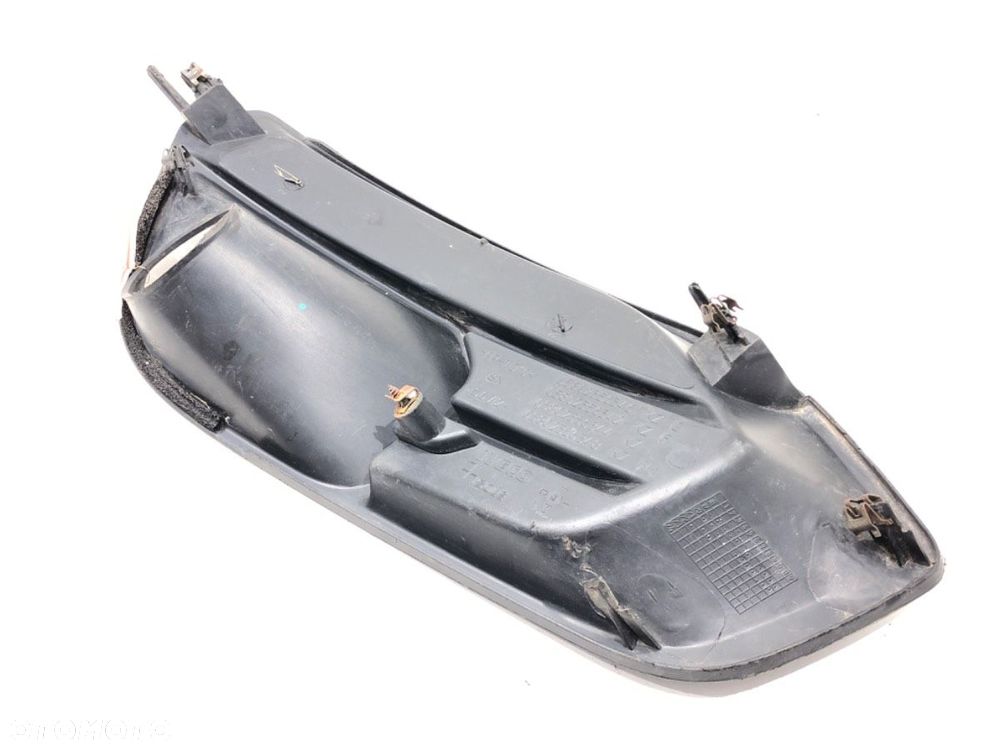 KRATKA ZDERZAKA LEWY PRZÓD  IVECO DAILY VI Autobus 2014 - 2022  105802356346 - 3