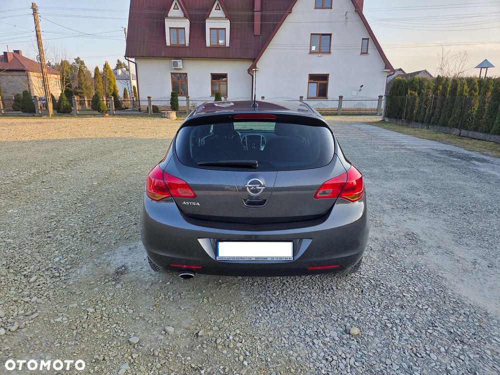 Opel Astra 1.4 T Essentia - 5