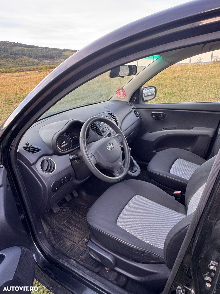 Hyundai i10 - 10