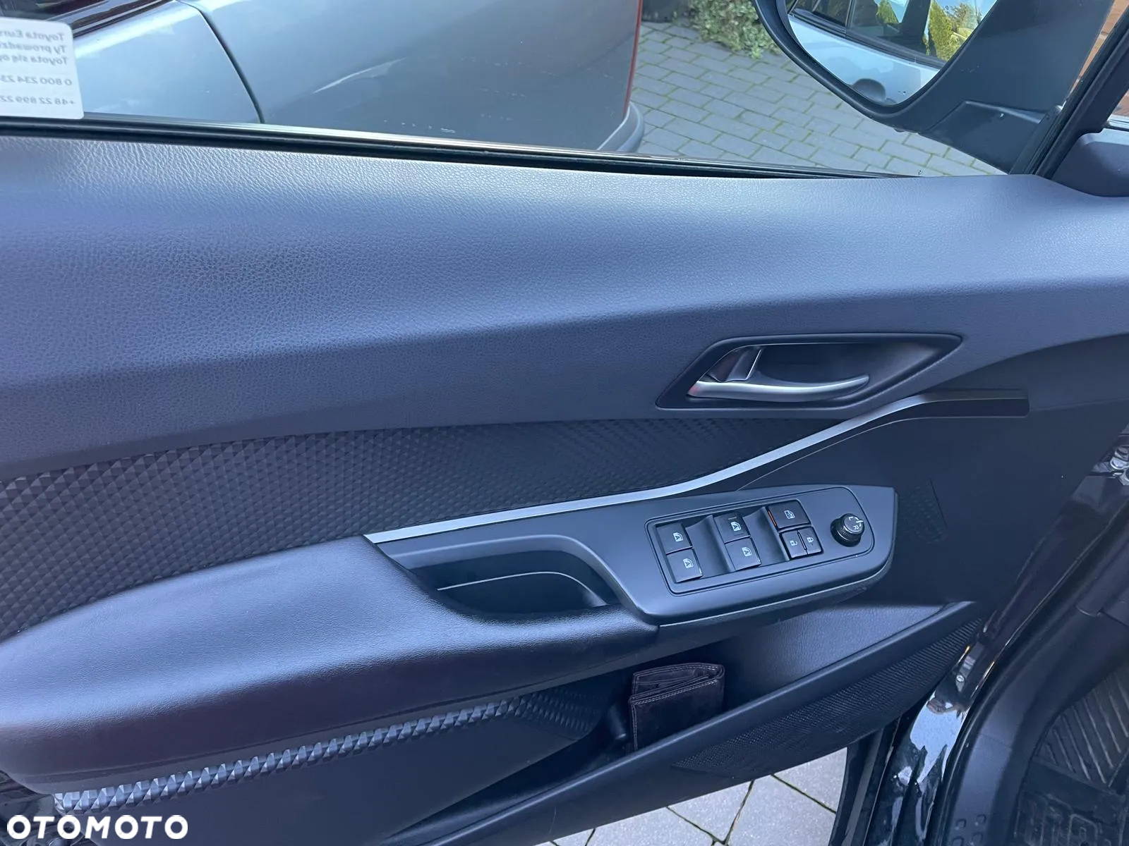 Toyota C-HR 1.2 T Active - 13