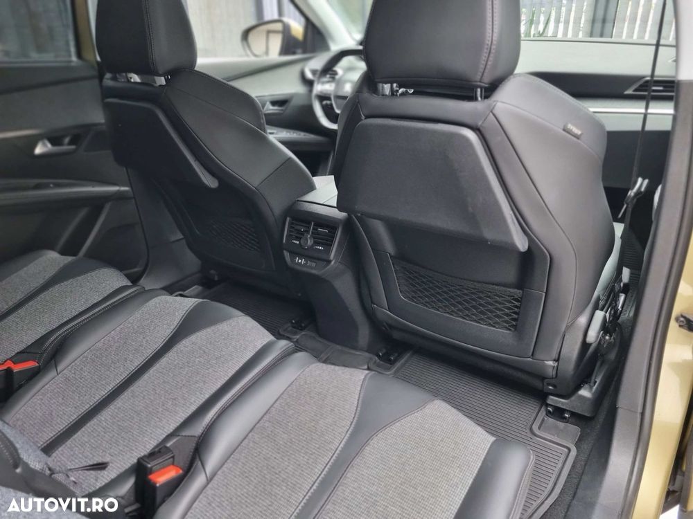 Peugeot 5008 - 16