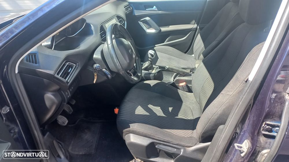 Peugeot 308 SW 1.6 BlueHDi Style - 4