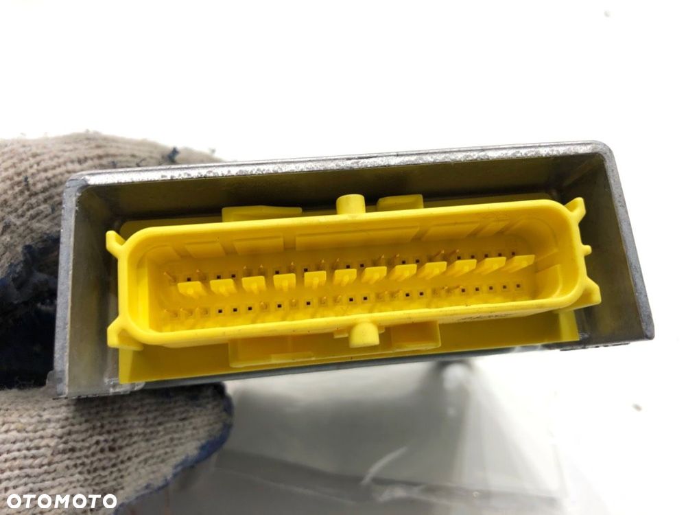 SENSOR AIRBAG  AUDI A8 D4 (4H2, 4H8, 4HC, 4HL) 2009 - 2018 4.2 TDI quattro 258 kW [351 KM] olej - 3
