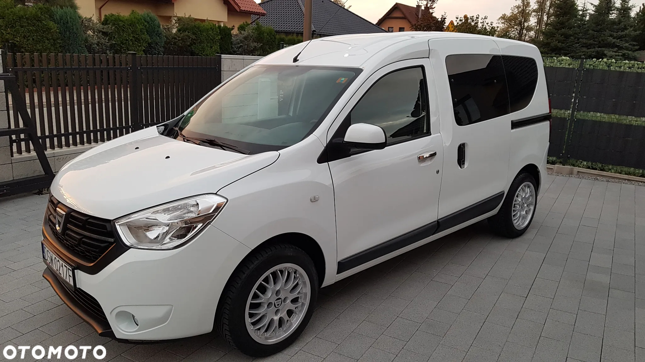 Dacia Dokker 1.6 SCe Laureate - 33
