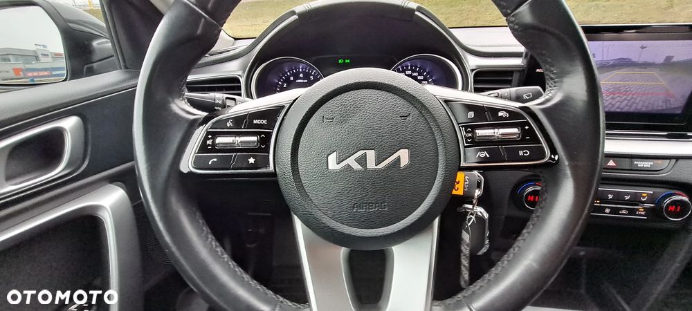 Kia Ceed 1.5 T-GDI M - 26