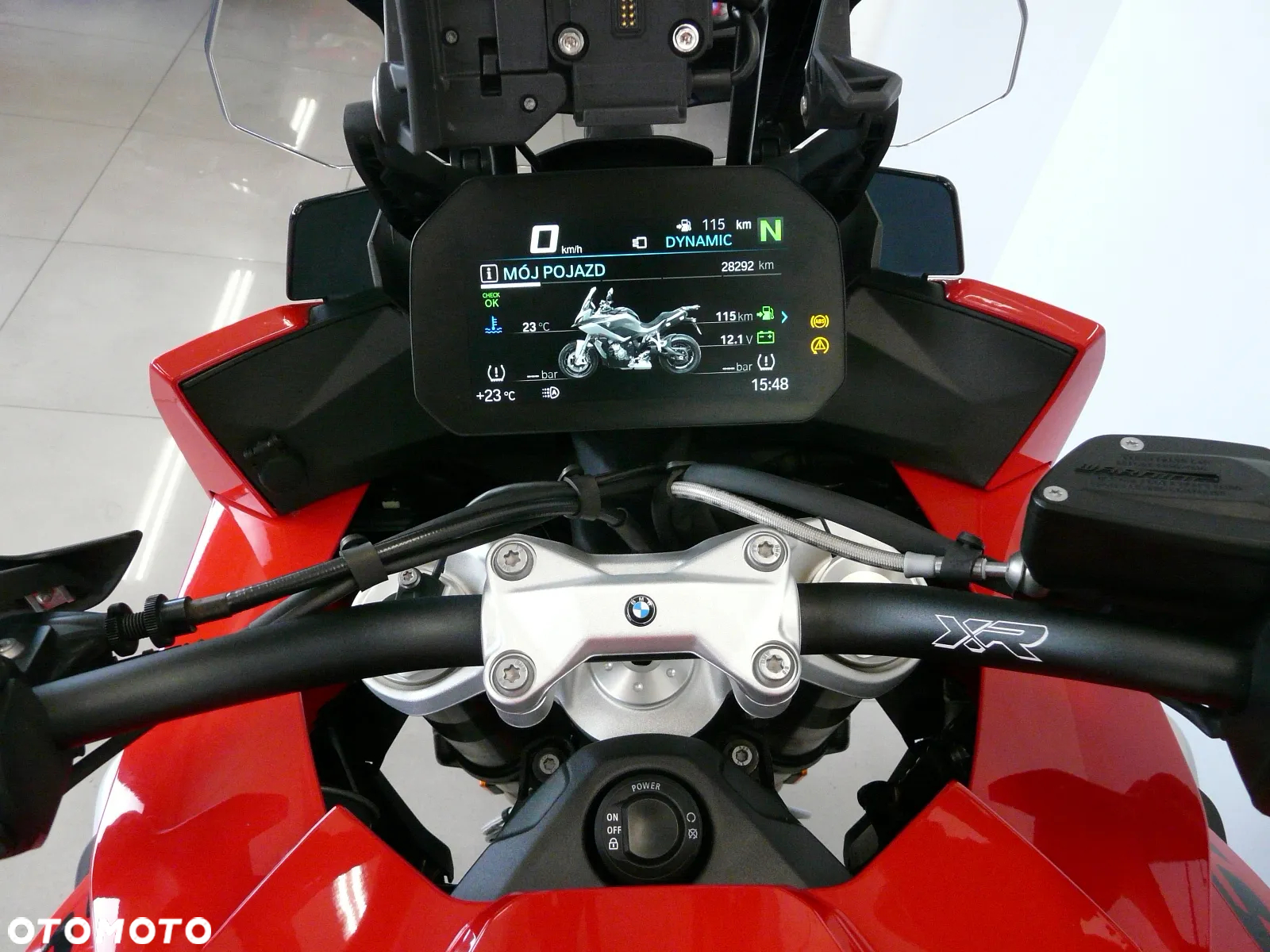 BMW S - 26