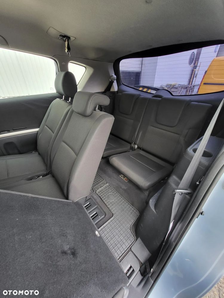 Toyota Corolla Verso 2.0 D-4D - 8