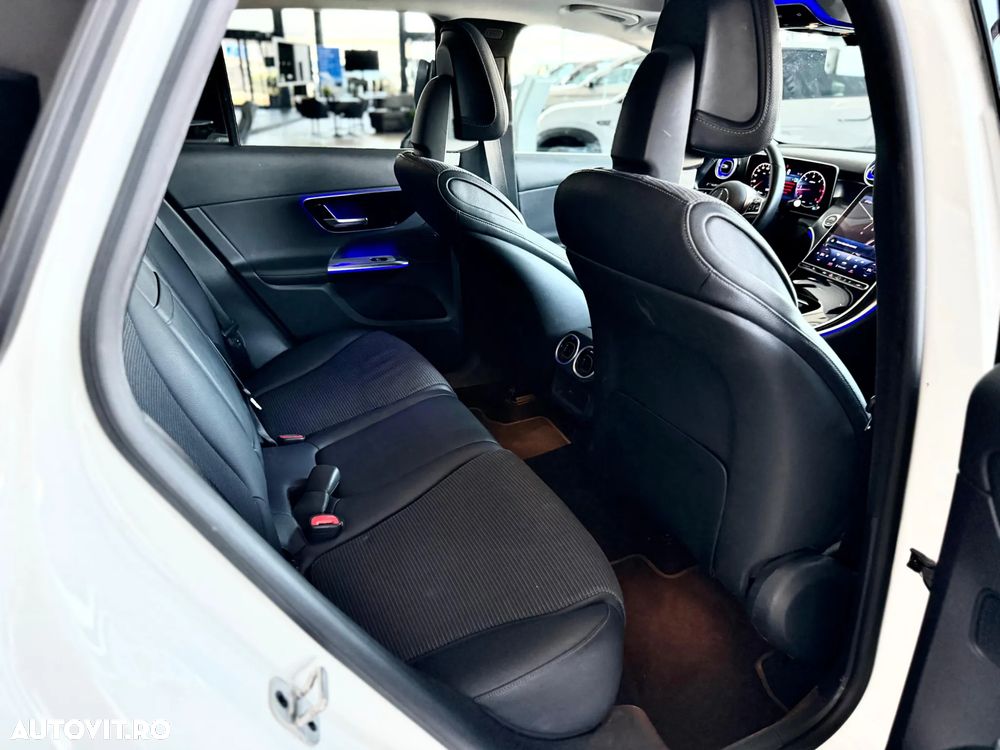 Mercedes-Benz GLC 220 d 4MATIC MHEV - 13