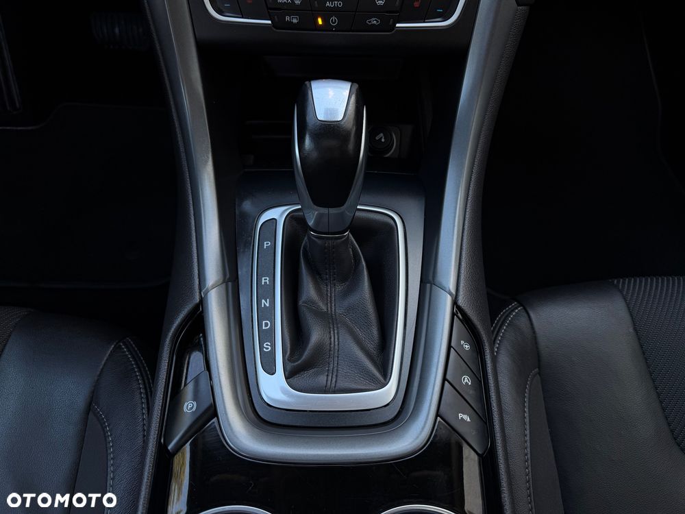 Ford Mondeo 2.0 TDCi STart-Stopp PowerShift-Aut Titanium - 33