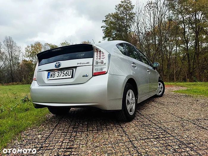 Toyota Prius - 12