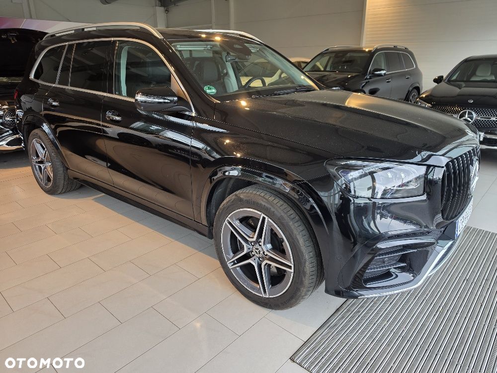 Mercedes-Benz GLS - 28