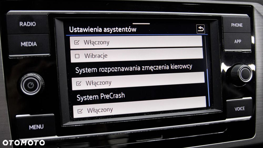 Volkswagen Passat 1.5 TSI EVO Essence - 25