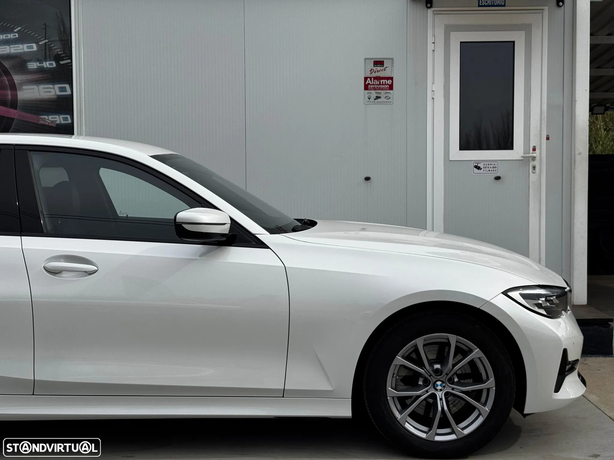 BMW 320 e Corporate Edition Auto - 10