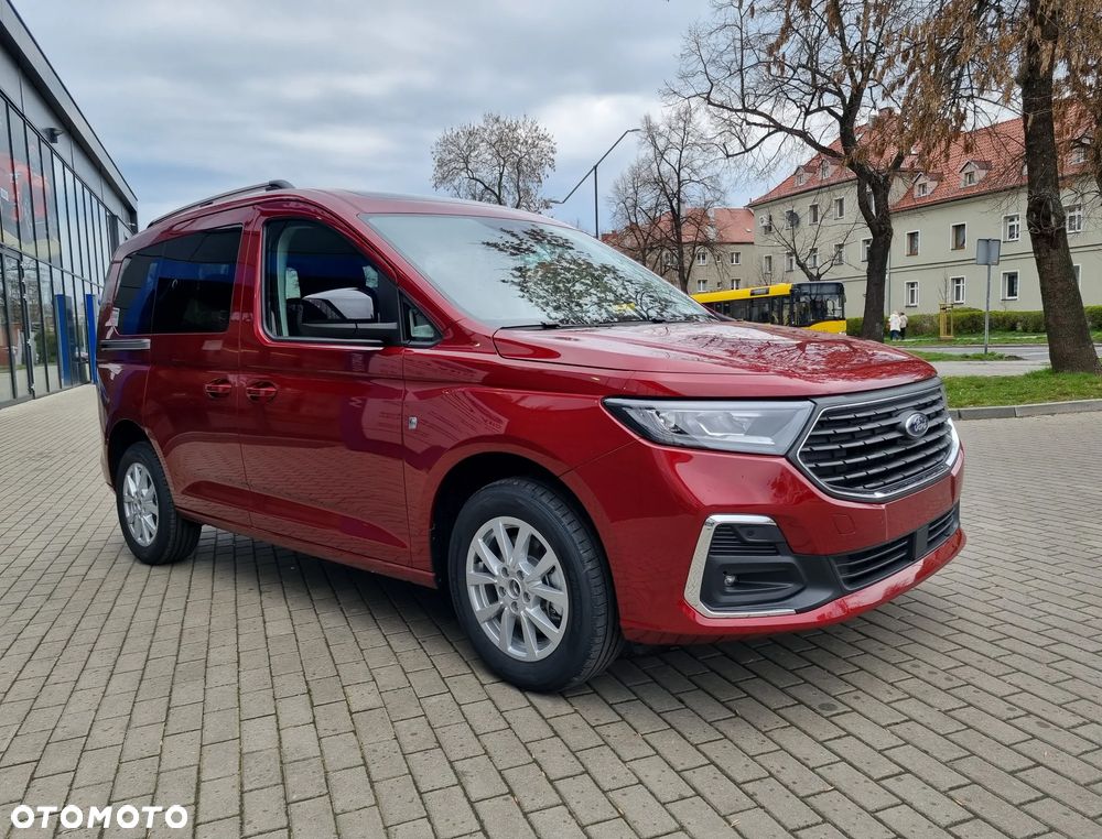 Ford Tourneo Connect Grand - 1