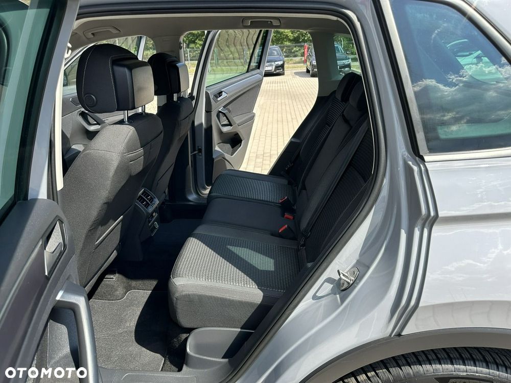 Volkswagen Tiguan 1.5 TSI OPF ACTIVE - 12