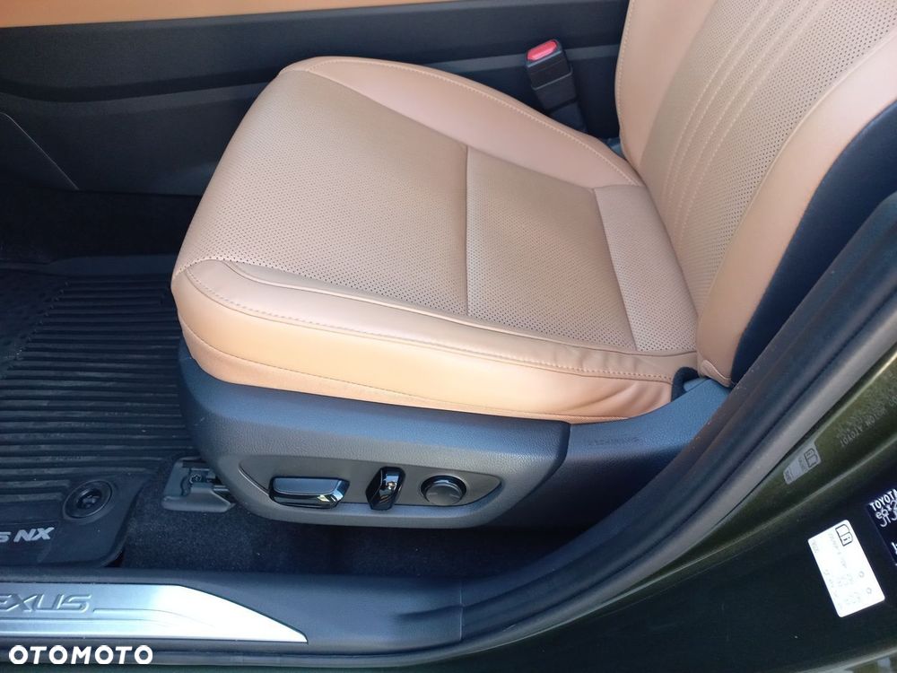 Lexus NX - 9