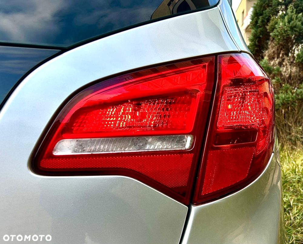 Opel Meriva 1.4 150 Jahre - 25