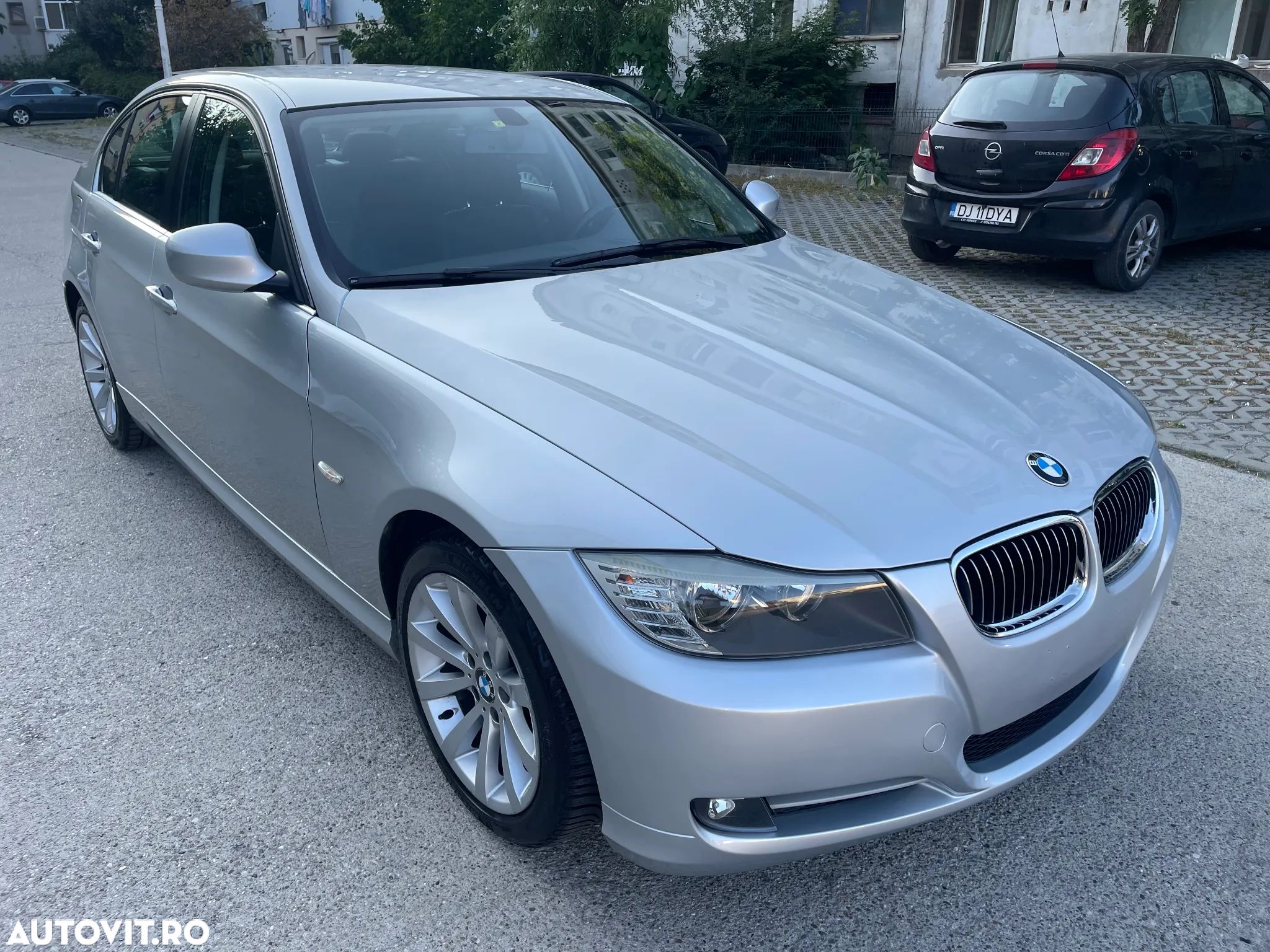 BMW Seria 3 - 1