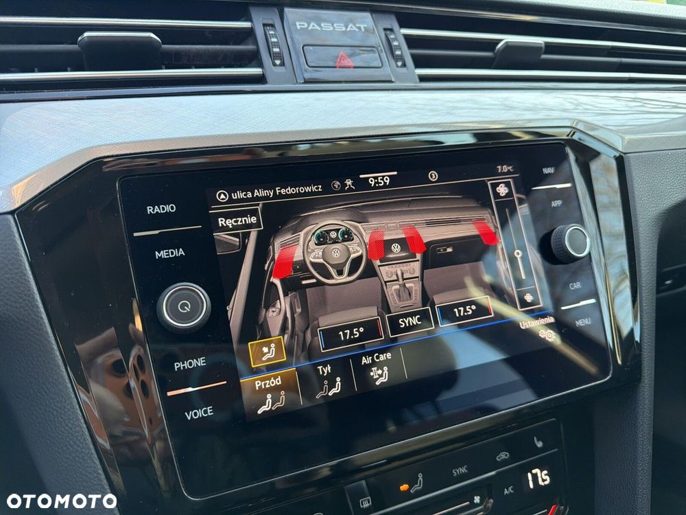 Volkswagen Passat - 30